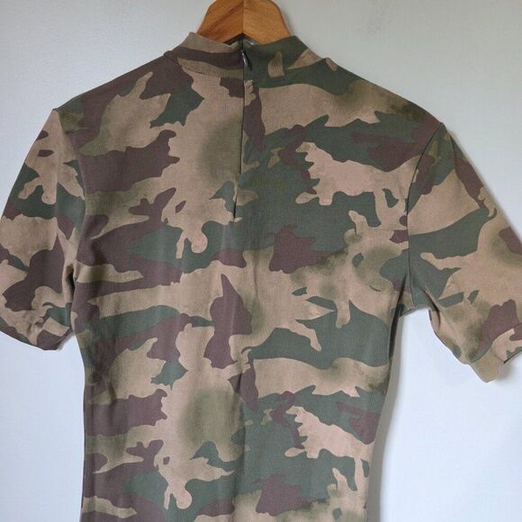 EUC ADIDAS MOCK NECK CAMO BODYCON T SHIRT DRESS SIZE M - Picture 7 of 15